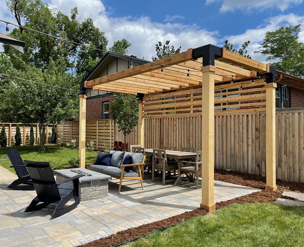 Modern pergola in Greenwood Village, CO