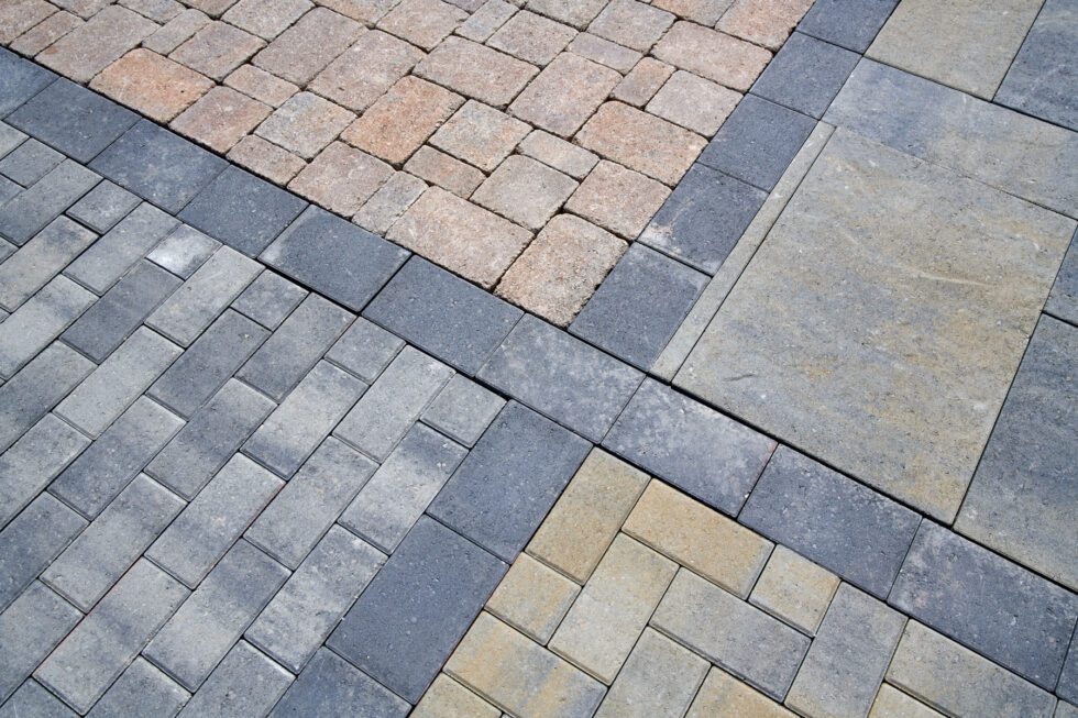 An Overview of the Best Pavers Manufacturers on the Market Down to